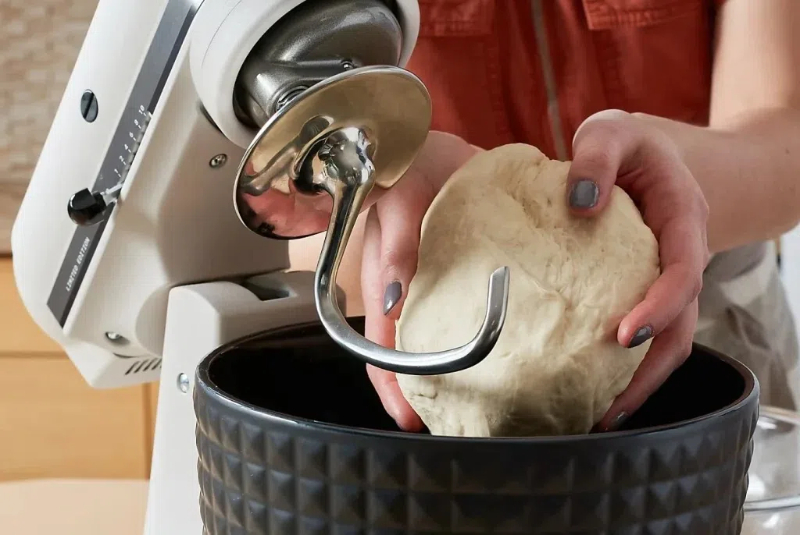 can dough be kneaded in a litchenaid mixer 面团可以用 Lichenaid 搅拌机揉捏吗