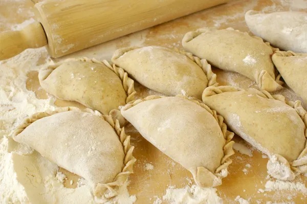 can i make pierogi dough in a stand mixer 我可以用立式搅拌机制作饺子面团吗