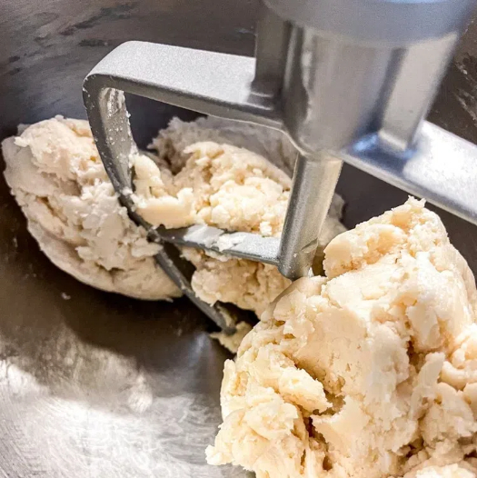 how to make pie dough in a kitchenaid mixer 如何用厨房辅助搅拌机制作馅饼面团