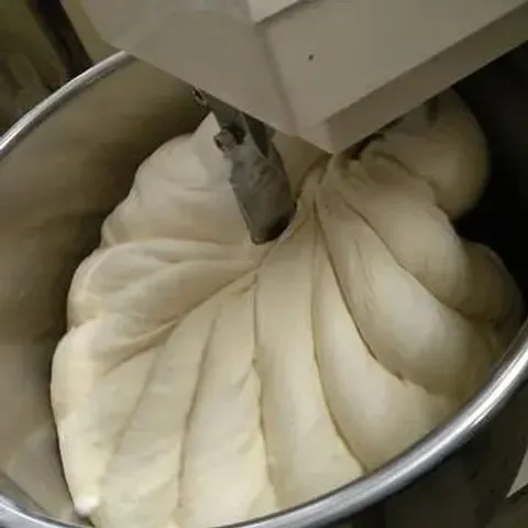 面包店面粉搅拌机