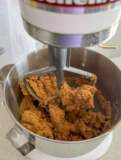 做生姜面包面团时你用搅拌机吗1