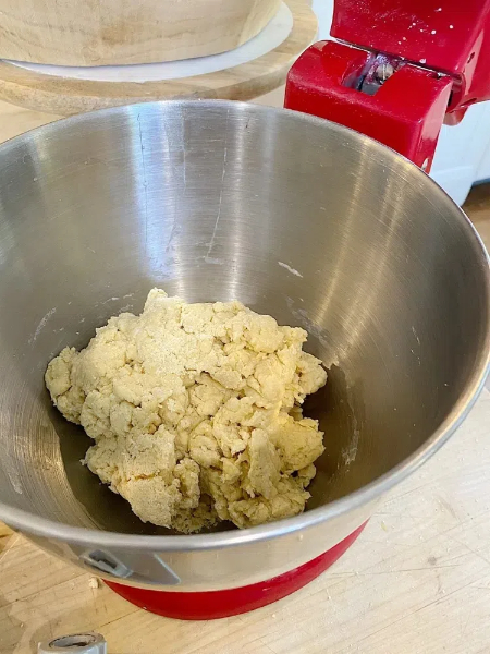 你能用立式搅拌机搅拌意大利面面团吗